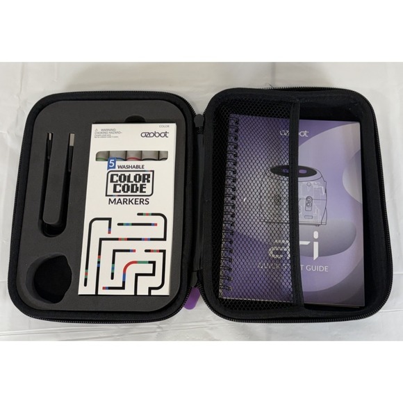 Ozobot Other - Ozobot Ari Hard Cover Case with Markers, USB Adapter & Book - Robot not Included